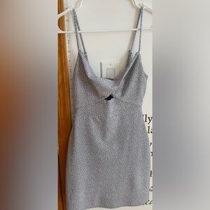 ABERCROMBIE & FITCH | Twist-Front Cutout Mini Dress